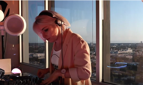 LITTLE BOOTS disco house set in The Lab LA   YouTube